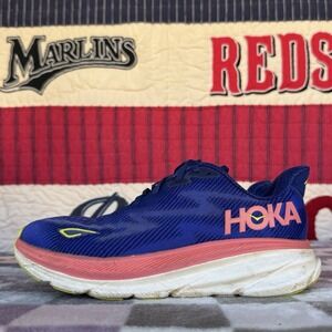 Size 9.5 - Hoka One One Clifton 9 Running Shoes Sky Coral Womens Wide 1132211EVN